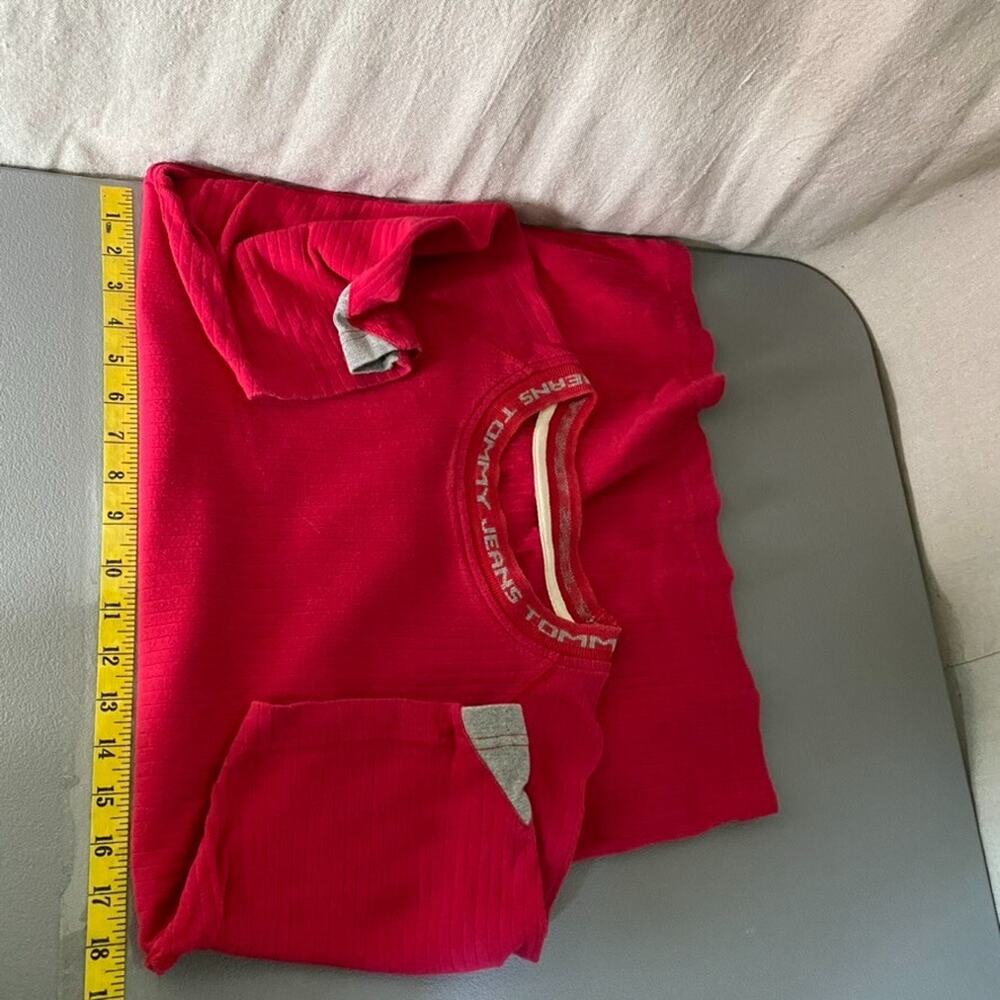 Vintage Tommy Hilfiger Mens Ribbed Tshirt Size L Red Spellout Logo 90s Preppy - Picture 6 of 8